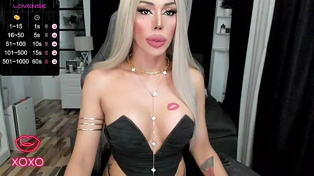 Forever MissCandace online show from September 25, 2025, 4:11 pm