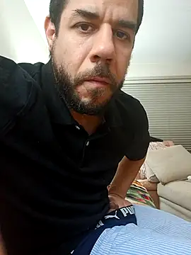 Snapshot of loozamangos chatting on March 31, 2026, 6:36 am loozamangos online show from March 31, 2026, 6:36 am