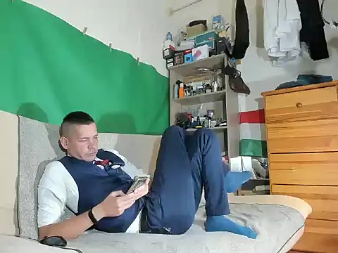 viraglaci18xh online show from October 21, 2025, 11:33 am