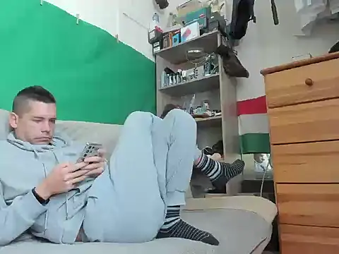 viraglaci18xh online show from October 27, 2025, 10:52 am