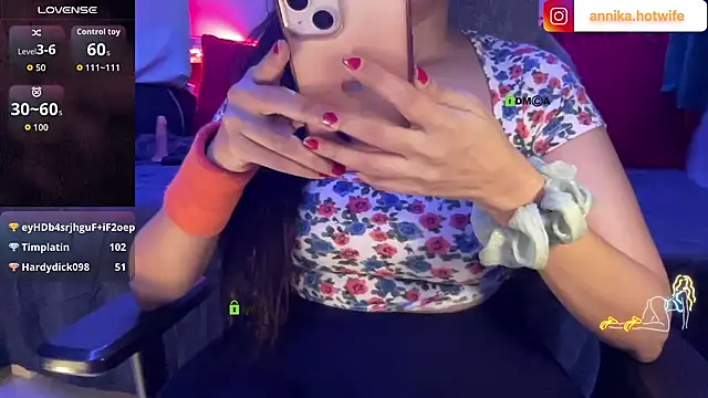 GoddessRaani online show from October 15, 2025, 7:03 pm