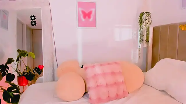 dulce doll1 online show from November 22, 2025, 11:37 pm