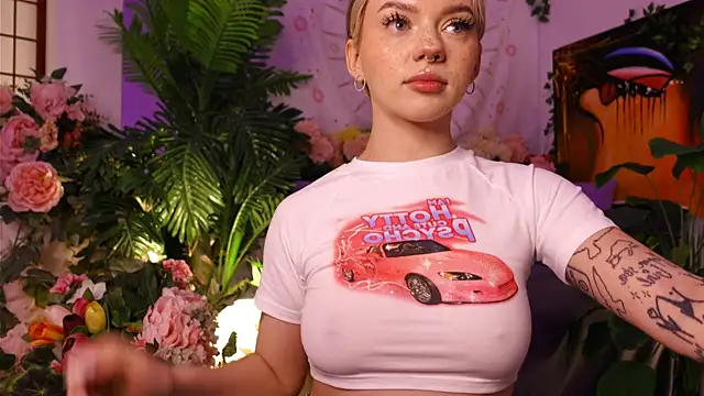 KristaBrooks online show from January 31, 2025, 5:21 pm