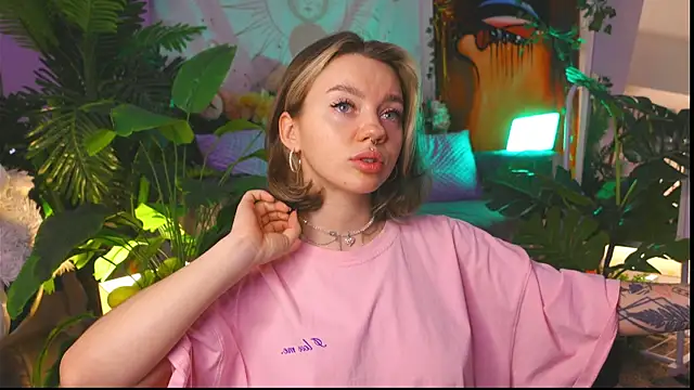 KristaBrooks online show from March 8, 2025, 3:56 pm