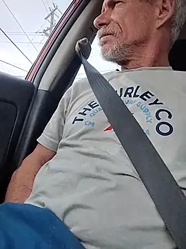 Biknight online show from February 17, 2026, 9:21 pm