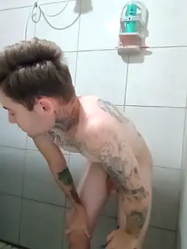 Snapshot of DanielMagains chatting on October 13, 2025, 7:47 pm DanielMagains online show from October 13, 2025, 7:47 pm