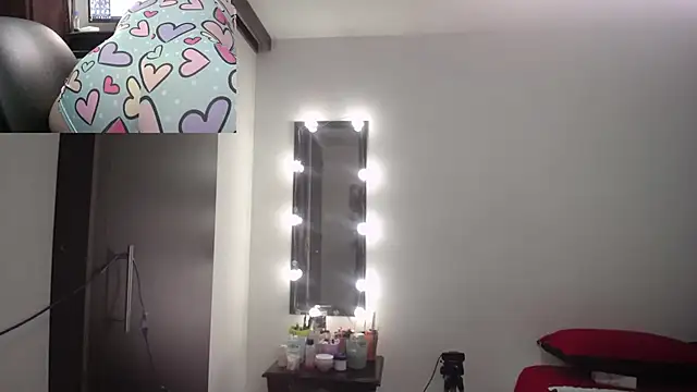 zoe hotxxx online show from March 1, 2025, 2:02 pm