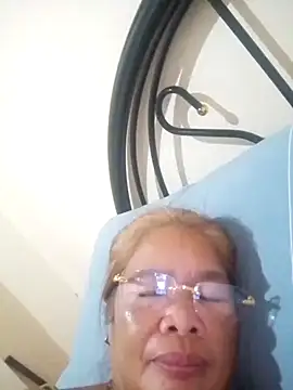 sexylizzy4u online show from February 5, 2025, 8:35 pm