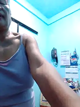 sexylizzy4u online show from February 2, 2026, 2:16 pm