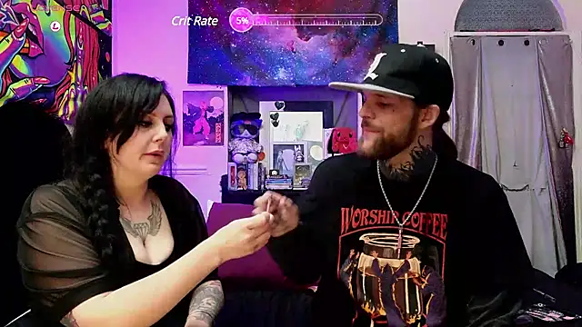 AltustThomas online show from January 22, 2025, 11:53 pm