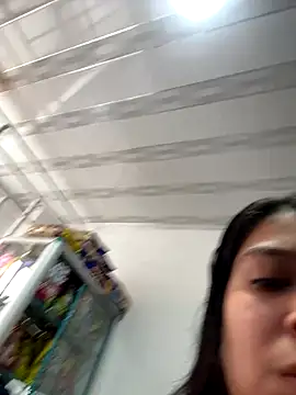 emilyjohanson online show from September 18, 2025, 3:03 pm