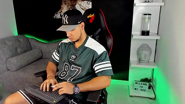 Dimitri Colleman online show from January 16, 2025, 11:27 pm