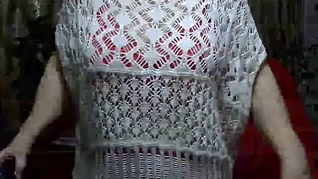 Snapshot of Emma52610 chatting on December 27, 2024, 5:37 pm Emma52610 online show from December 27, 2024, 5:37 pm