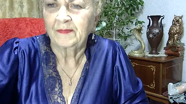 Snapshot of Emma52610 chatting on January 31, 2025, 12:18 pm Emma52610 online show from January 31, 2025, 12:18 pm