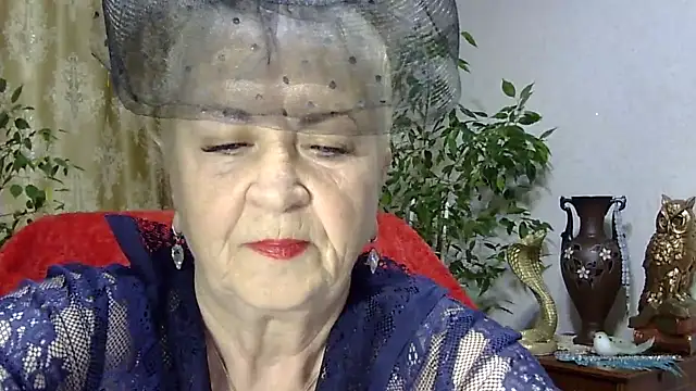 Snapshot of Emma52610 chatting on March 2, 2025, 5:54 am Emma52610 online show from March 2, 2025, 5:54 am