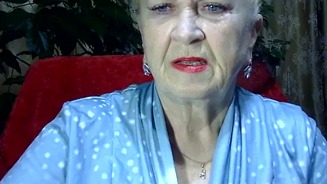 Snapshot of Emma52610 chatting on November 7, 2025, 6:57 am Emma52610 online show from November 7, 2025, 6:57 am