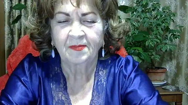 Snapshot of Emma52610 chatting on December 20, 2025, 5:20 pm Emma52610 online show from December 20, 2025, 5:20 pm