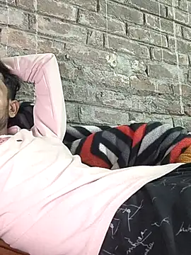 ThethunderPo online show from February 19, 2025, 6:11 am