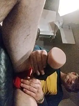 ROBERT0516 online show from February 7, 2026, 10:41 am