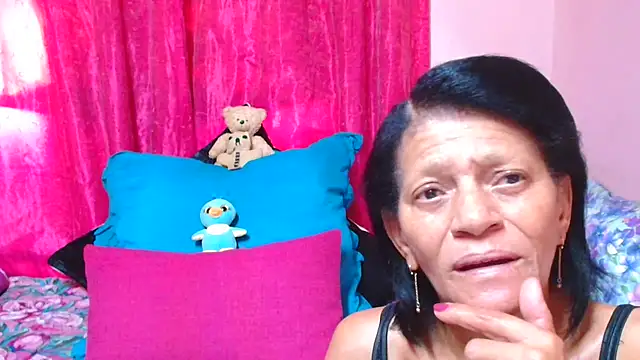 SLUTTYROXY online show from January 8, 2026, 7:10 am