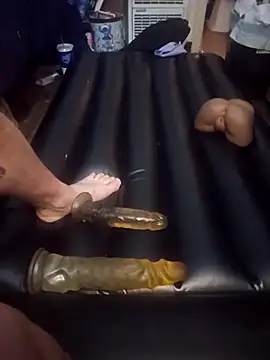 UncutHammer69 online show from March 15, 2025, 2:12 pm