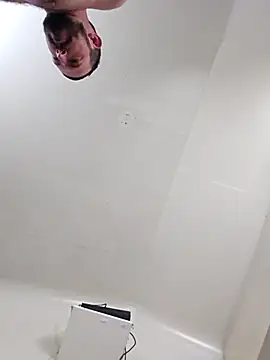 UncutHammer69 online show from October 10, 2025, 3:33 pm