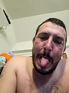 UncutHammer69 online show from October 28, 2025, 7:05 pm