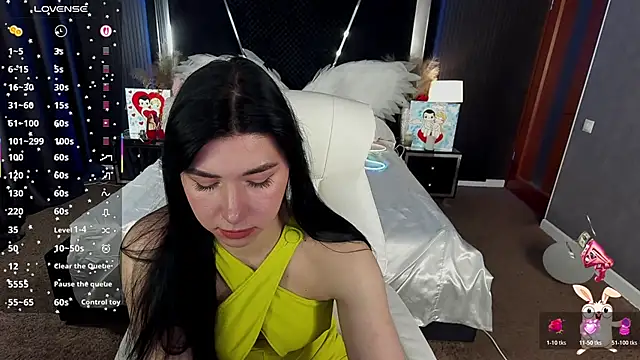 EmilyCandyy online show from March 9, 2026, 6:50 am