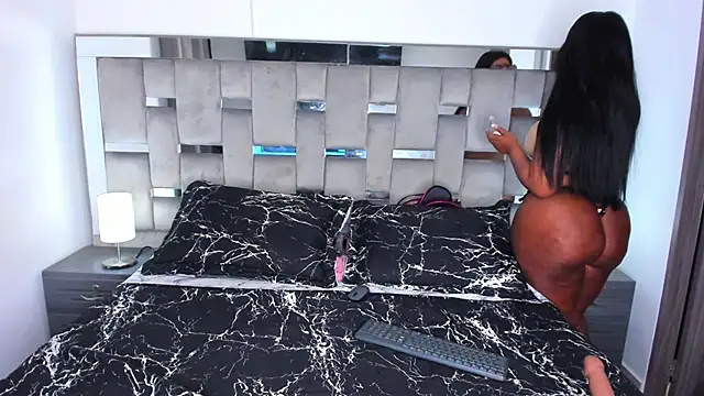 Cammiila online show from September 20, 2025, 10:49 am