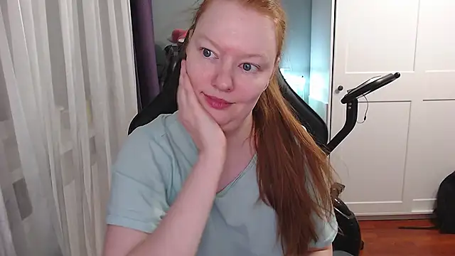 Lady Inari online show from September 30, 2025, 8:36 pm