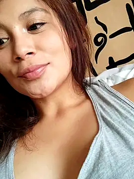 Snapshot of kinky_mila@xh chatting on February 20, 2025, 5:07 pm kinky milaxh online show from February 20, 2025, 5:07 pm