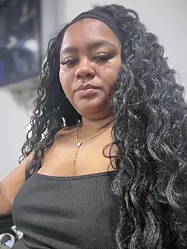 yanza2002 online show from January 30, 2025, 2:27 am