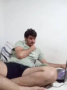 biglatin80 online show from February 6, 2026, 4:39 am