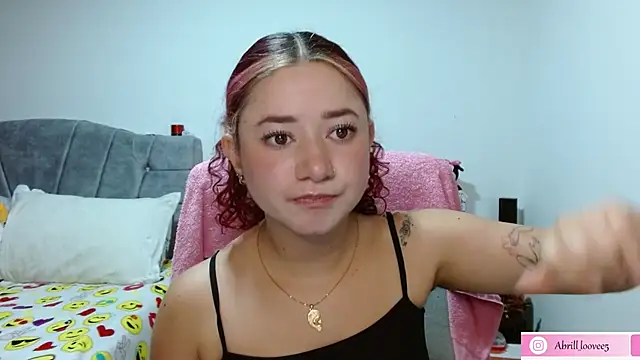 abril love2 online show from January 30, 2025, 6:32 pm