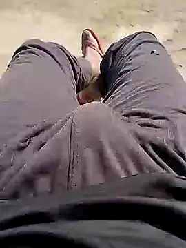 bigh96dik online show from December 21, 2024, 4:09 am