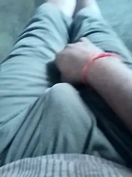 bigh96dik online show from December 14, 2025, 4:40 am