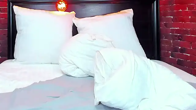 ChristynaRoss online show from February 12, 2025, 2:45 am