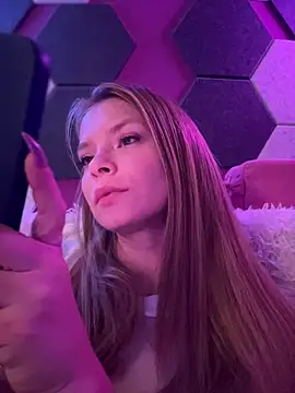 AnastasiaAniess online show from November 7, 2025, 9:04 pm