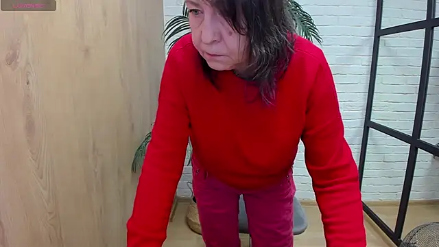 LindaPassionate online show from February 15, 2025, 5:19 am