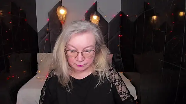 NataliMellow online show from January 16, 2025, 1:25 pm