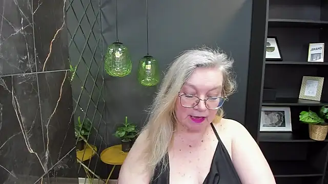 NataliMellow online show from January 19, 2025, 4:57 pm