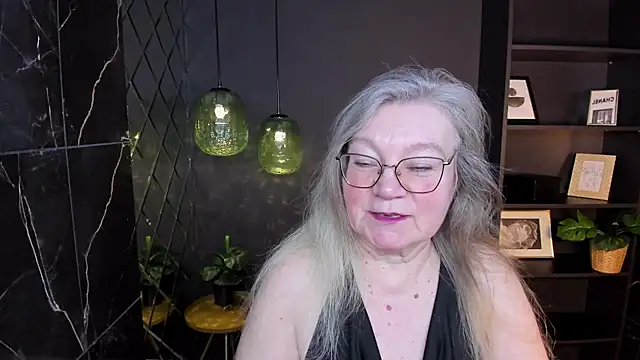 NataliMellow online show from February 28, 2026, 1:01 pm