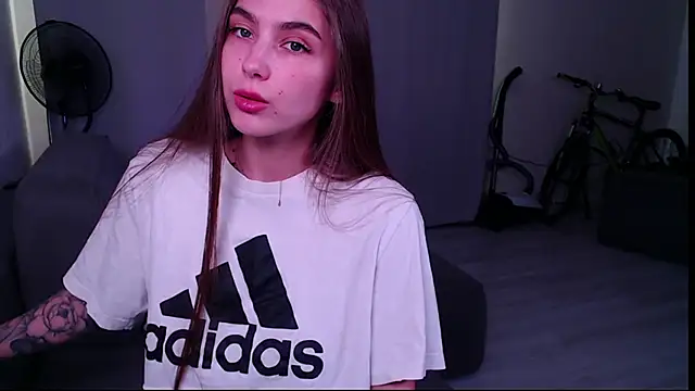 Snapshot of so_cutes chatting on October 2, 2025, 11:50 am so cutes online show from October 2, 2025, 11:50 am