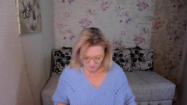 LeaPure online show from December 30, 2024, 5:15 am