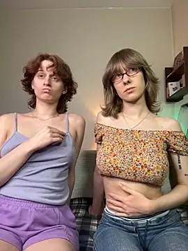 Snapshot of Jitoon_Exe chatting on March 8, 2026, 10:46 pm Jitoon Exe online show from March 8, 2026, 10:46 pm