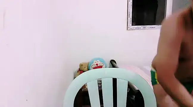 Snapshot of SirViceBoy2020 chatting on December 14, 2024, 5:25 pm SirViceBoy2020 online show from December 14, 2024, 5:25 pm