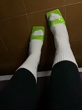 Snapshot of Wet-Pussycat chatting on November 18, 2025, 3:38 pm Wet-Pussycat online show from November 18, 2025, 3:38 pm