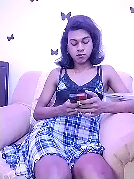 Snapshot of Nisha555 chatting on October 27, 2025, 10:08 am Nisha555 online show from October 27, 2025, 10:08 am