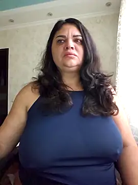 Snapshot of littleRikka chatting on October 8, 2025, 7:17 am littleRikka online show from October 8, 2025, 7:17 am