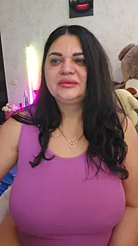 littleRikka online show from February 12, 2026, 9:37 am